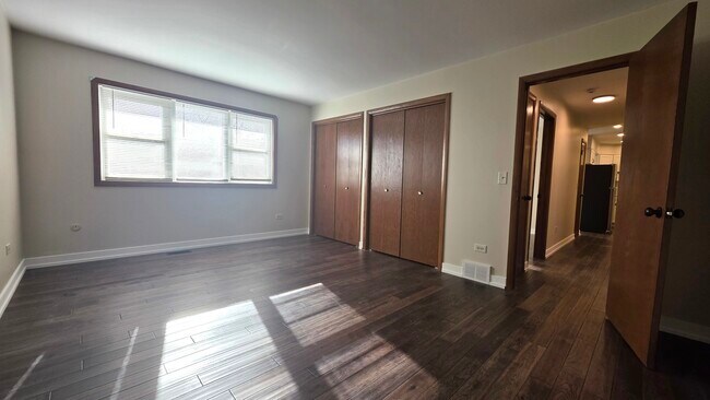 Building Photo - 623 S McKinley Ave