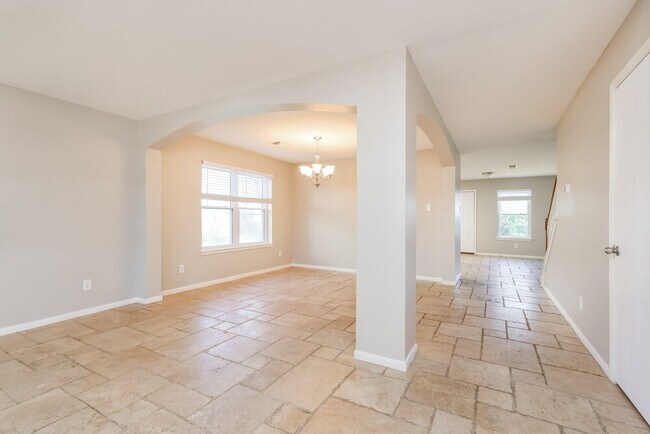 Building Photo - 29226 Spring Mist Dr