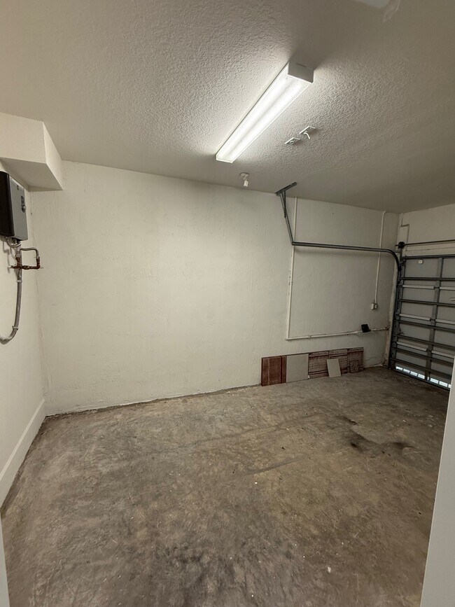 Building Photo - 12909 NW 23rd Pl