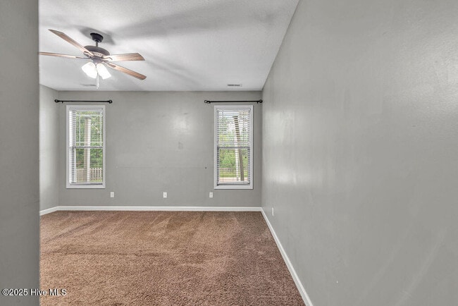 Building Photo - 102 Gabriels Wy