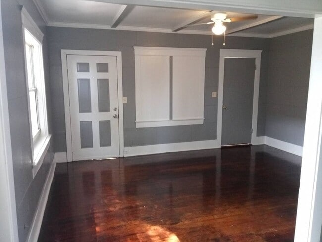 Primary Photo - 314 Cottrill St