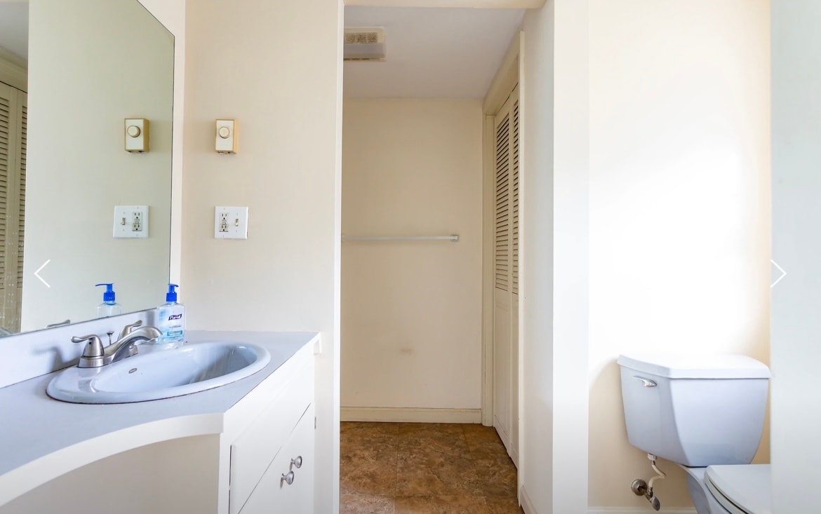Bathroom - 14 Old Marlborough Rd
