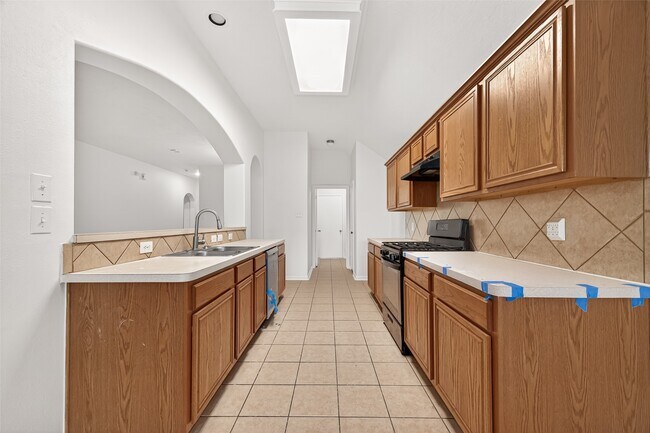 Building Photo - 13006 Rose Landing Dr