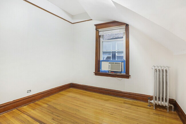 Building Photo - 3112 N Davlin Ct