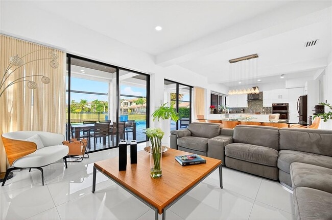 Building Photo - 10613 Mobberley Cir