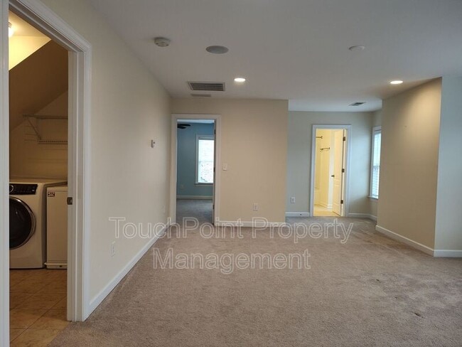 Building Photo - 4009 Oxford Mill Rd