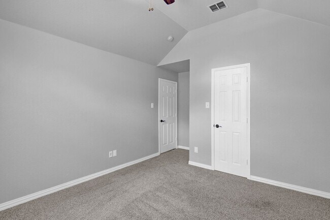 Building Photo - Meticulously Maintained McKinney Gem!