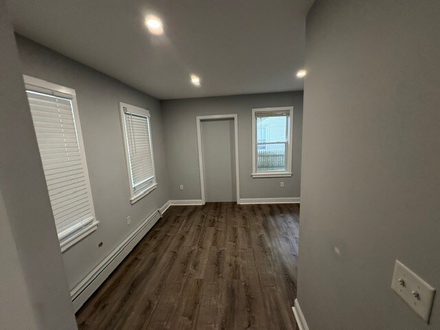 Building Photo - 4 Starr Pl