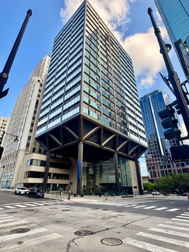 Building Photo - Wallstreet Tower Condo