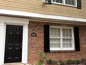 Building Photo - 5510 Estates Ct