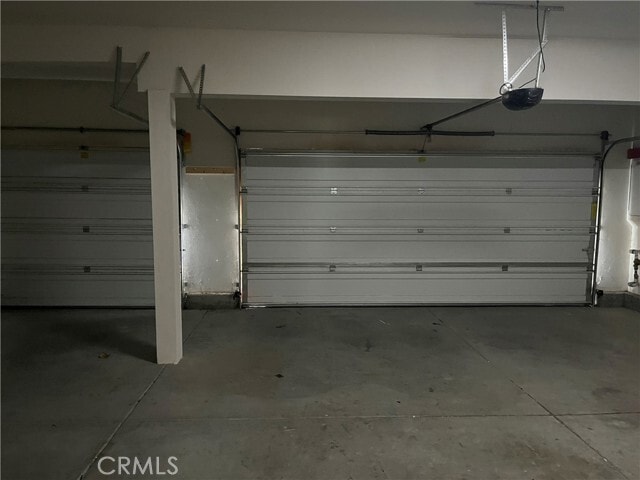 Building Photo - 8745 Bald Eagle Dr