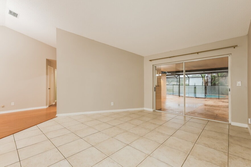 Building Photo - 2612 Brianholly Dr
