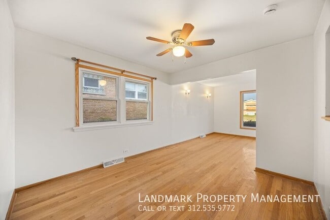 Building Photo - 8206 McVicker Ave