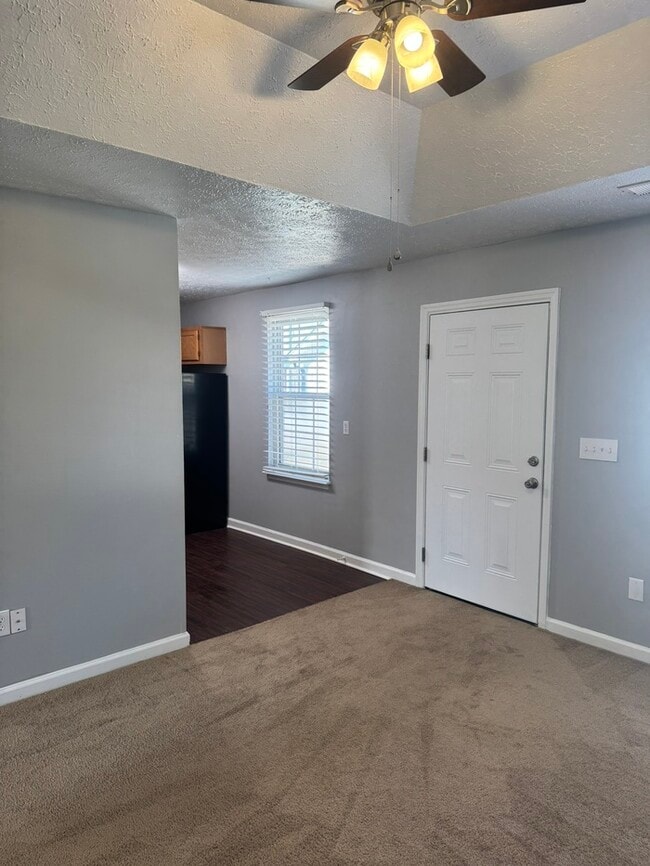 Building Photo - duplex