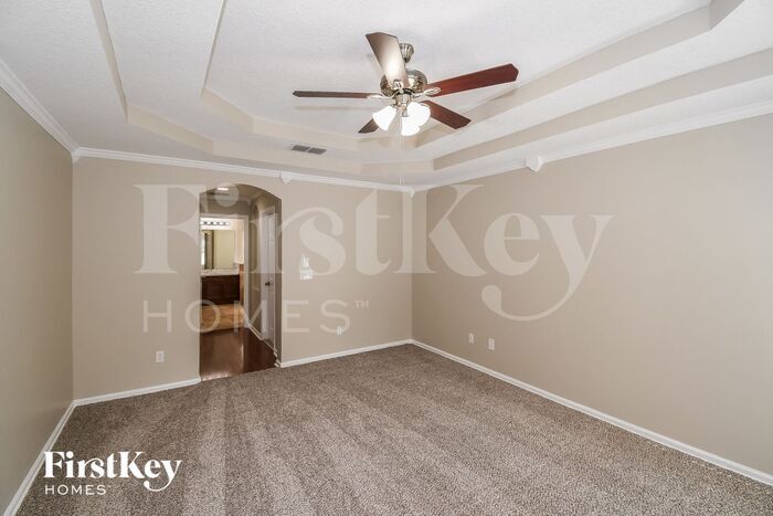 Building Photo - 4037 S Victoria Lakes Dr