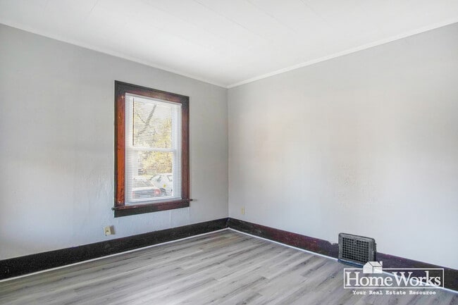 Building Photo - 3610 Vine St