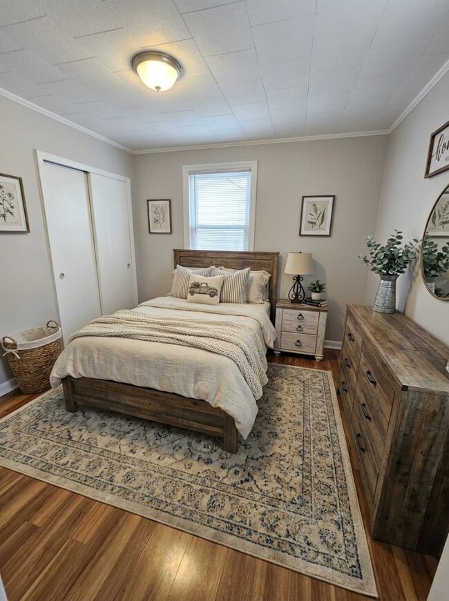 Building Photo - 202 Charles Ave