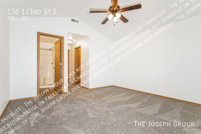 Building Photo - 136 173rd St E