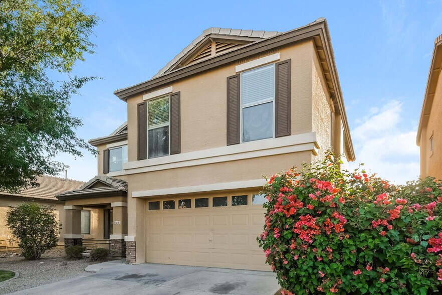 Building Photo - 7816 S 48th Dr