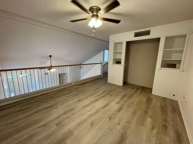 Building Photo - 1708 Rossport Bend