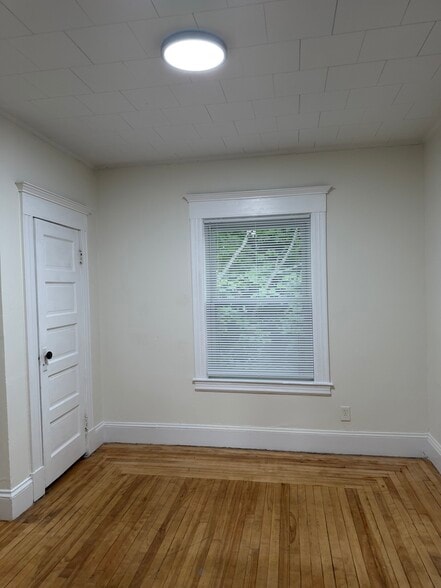 Room 1 - 677 Westford St