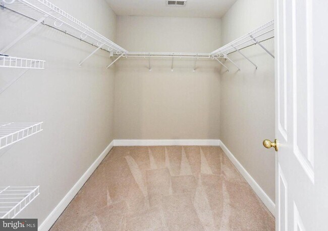 Building Photo - 13003 Belle Meade Trace