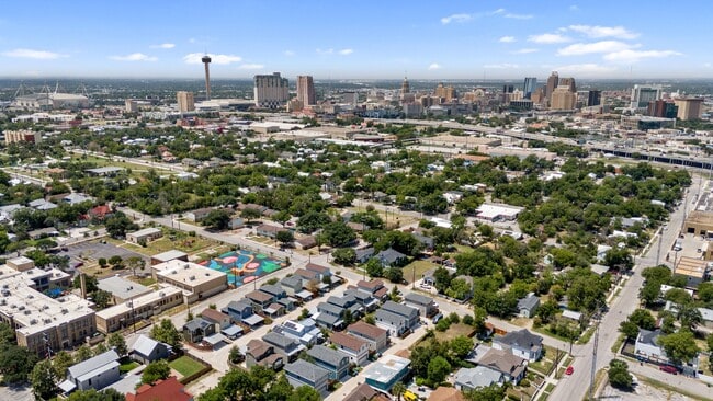 Building Photo - 1114 N Olive St