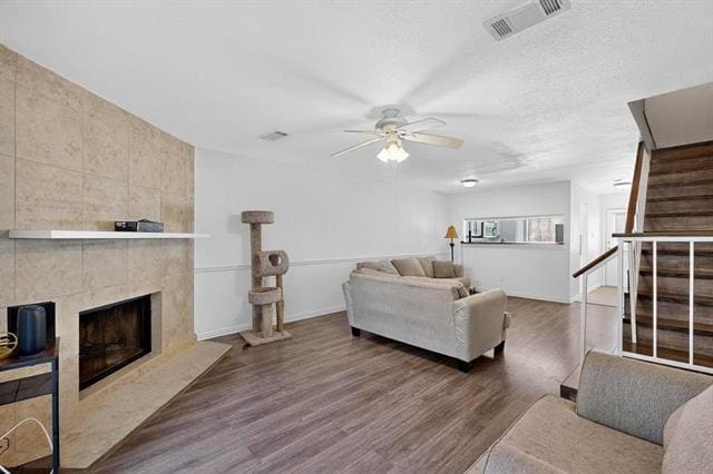 Building Photo - 2500 E Park Blvd