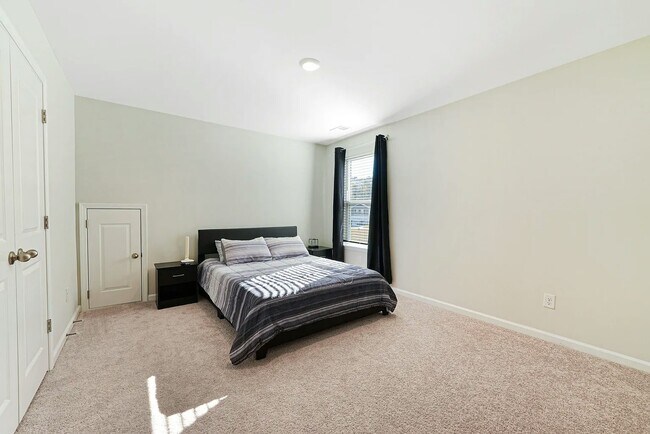 Building Photo - 314 Black Birch Dr