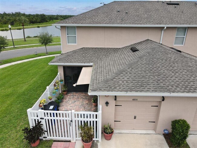 Building Photo - 4800 Riverwalk Dr