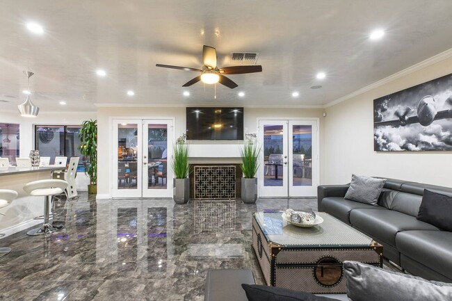 Building Photo - 9020 Moss Creek Cir