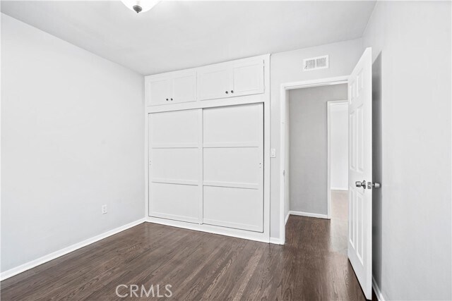 Building Photo - 7721 Oakdale Ave