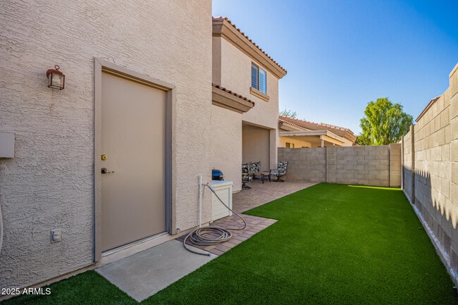 Building Photo - 7978 W Beck Ln