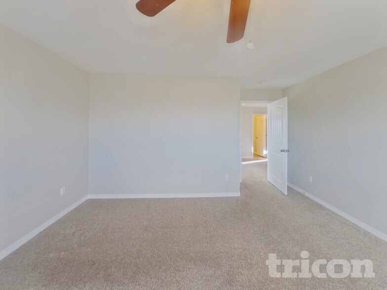 Building Photo - 7407 Benecia Dr