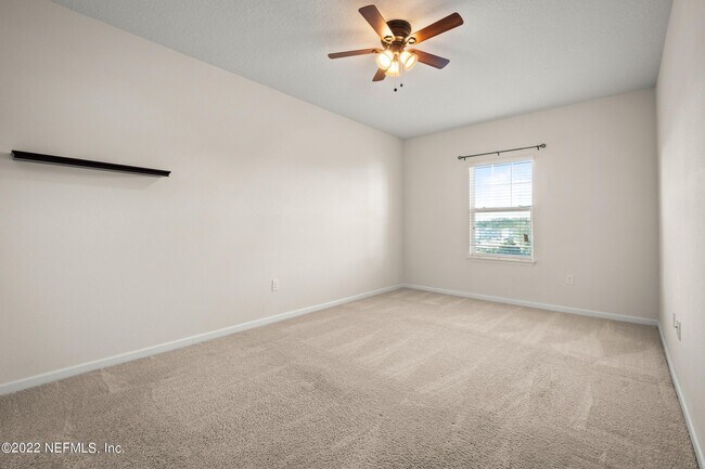 Building Photo - 4932 Key Lime Dr