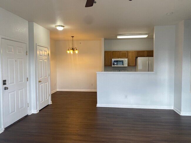 Building Photo - 4451 S Ammons St