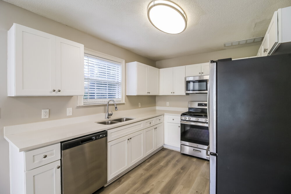 Building Photo - 17 Arbor Cove Dr