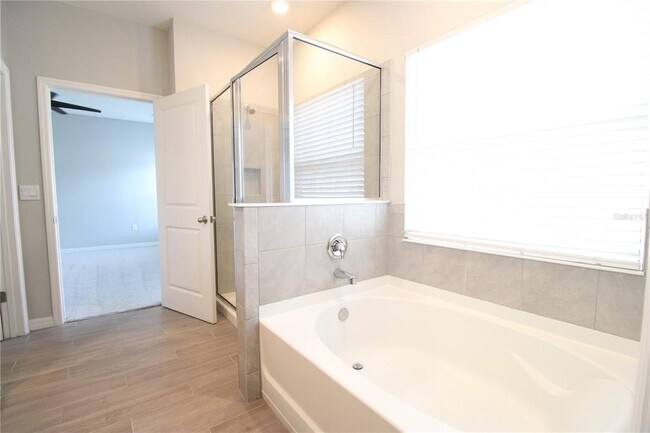 Building Photo - 1462 NW 136th St