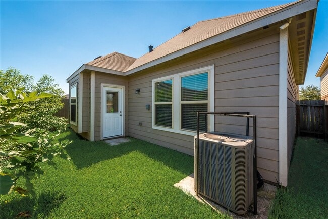 Building Photo - 14835 Swansea Harbor Lane