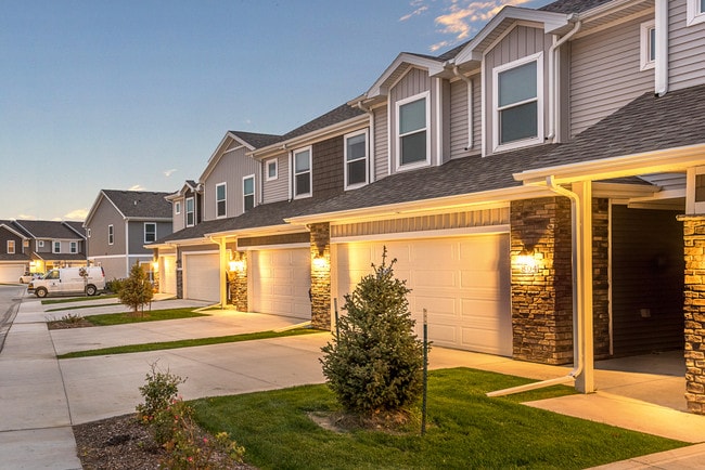 Primary Photo - Village at The Grove Townhomes