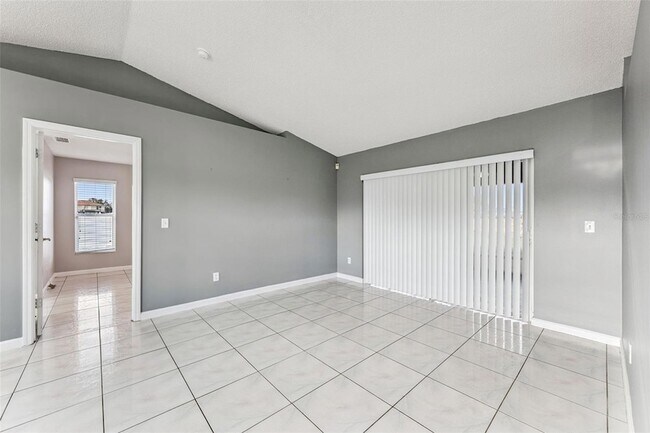 Building Photo - 5216 Heatherstone Ct