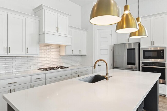 Building Photo - 7608 Boyd Hvn Dr