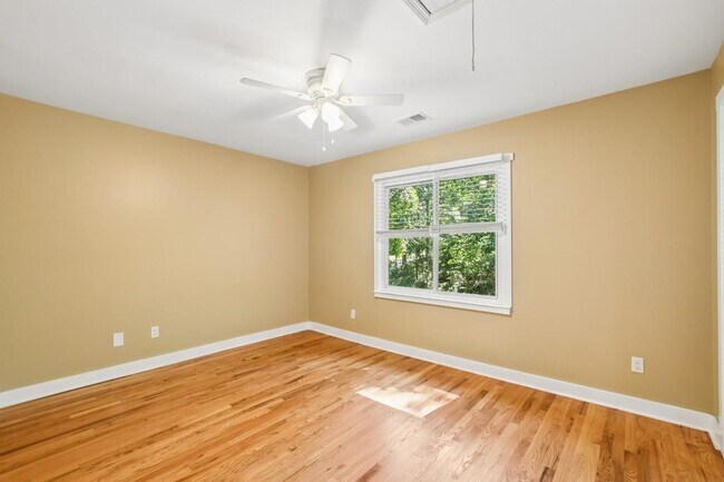 Building Photo - 2799 Brookcliff Landing NE