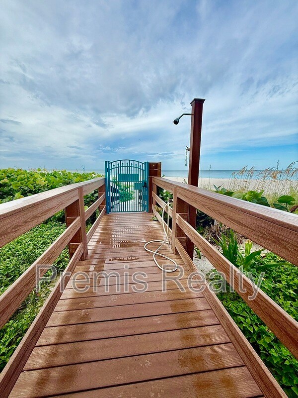 Building Photo - 1540 Gulf Blvd