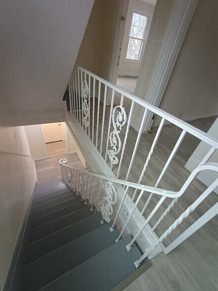 Building Photo - 412 Althea St