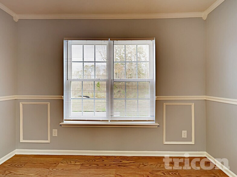 Building Photo - 10226 Covingtonwood Dr