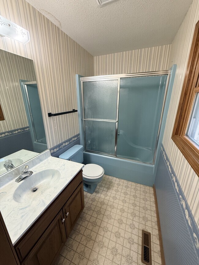 Building Photo - 23850 TN-22