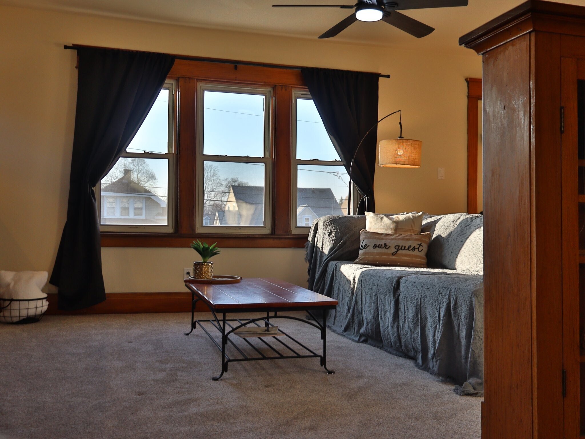 Building Photo - 40 Vincent Ave