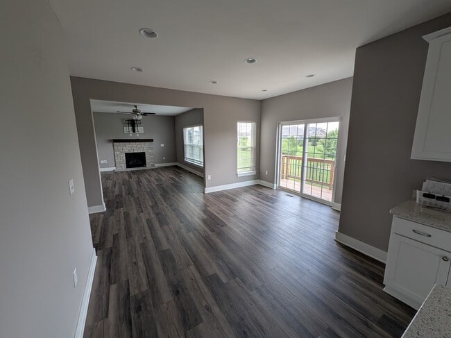 Building Photo - 1520 Foxwood Pass