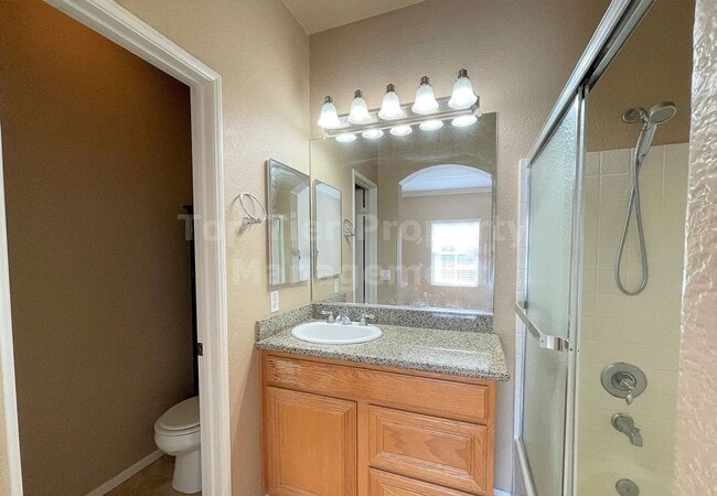 Building Photo - ***Gorgeous 2 bed / 2.5 bath / 1,202 sqft Townhome in Carmel Valley - Available 10/25***